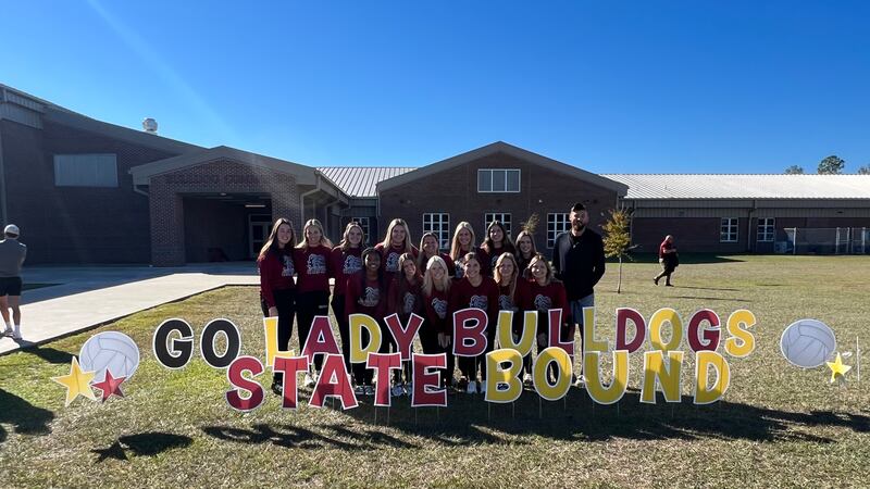 Liberty Volleyball Departs for 2nd Straight Final Four in Lakeland