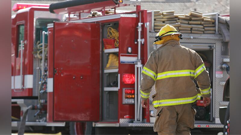 Missouri authorities say a firefighter was killed after being hit by a suspected drunken driver.